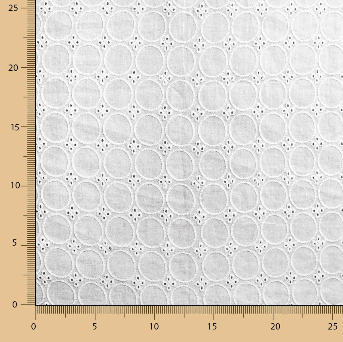 Bordado Suíço Solien - Ribes y Casals
