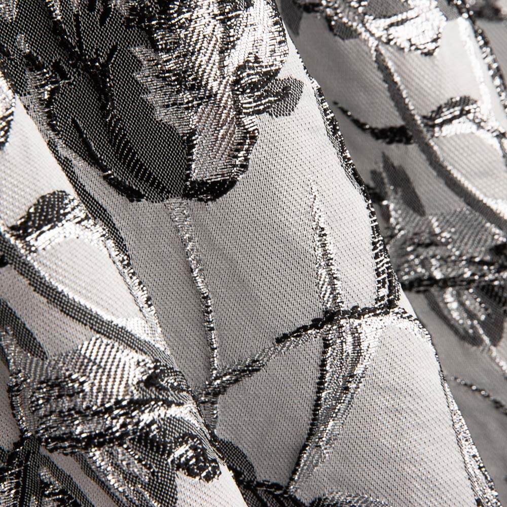 Brocado Flor Prata Preto - Ribes y Casals