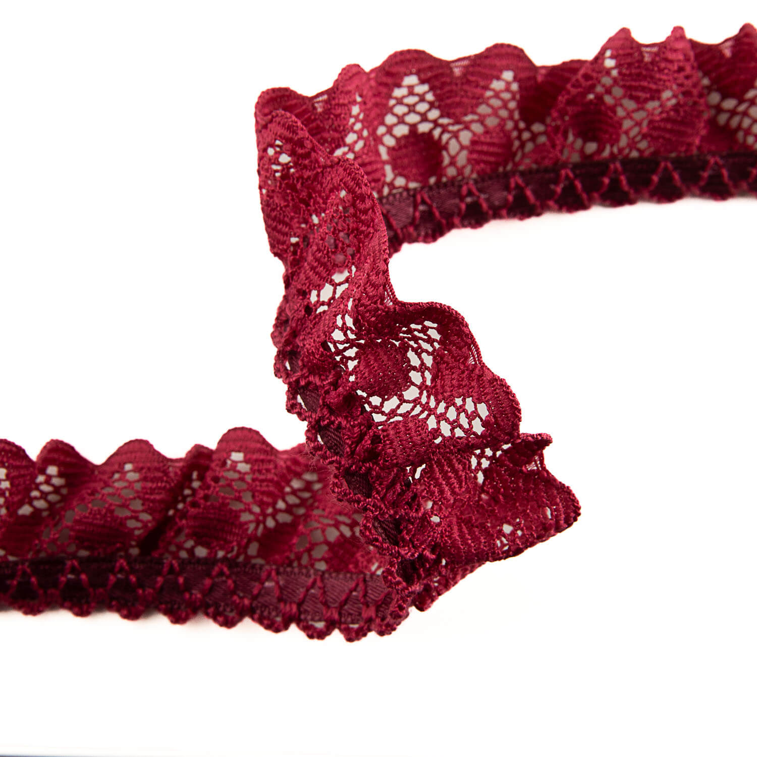 Fita de renda bordô 22 mm - Ribes y Casals