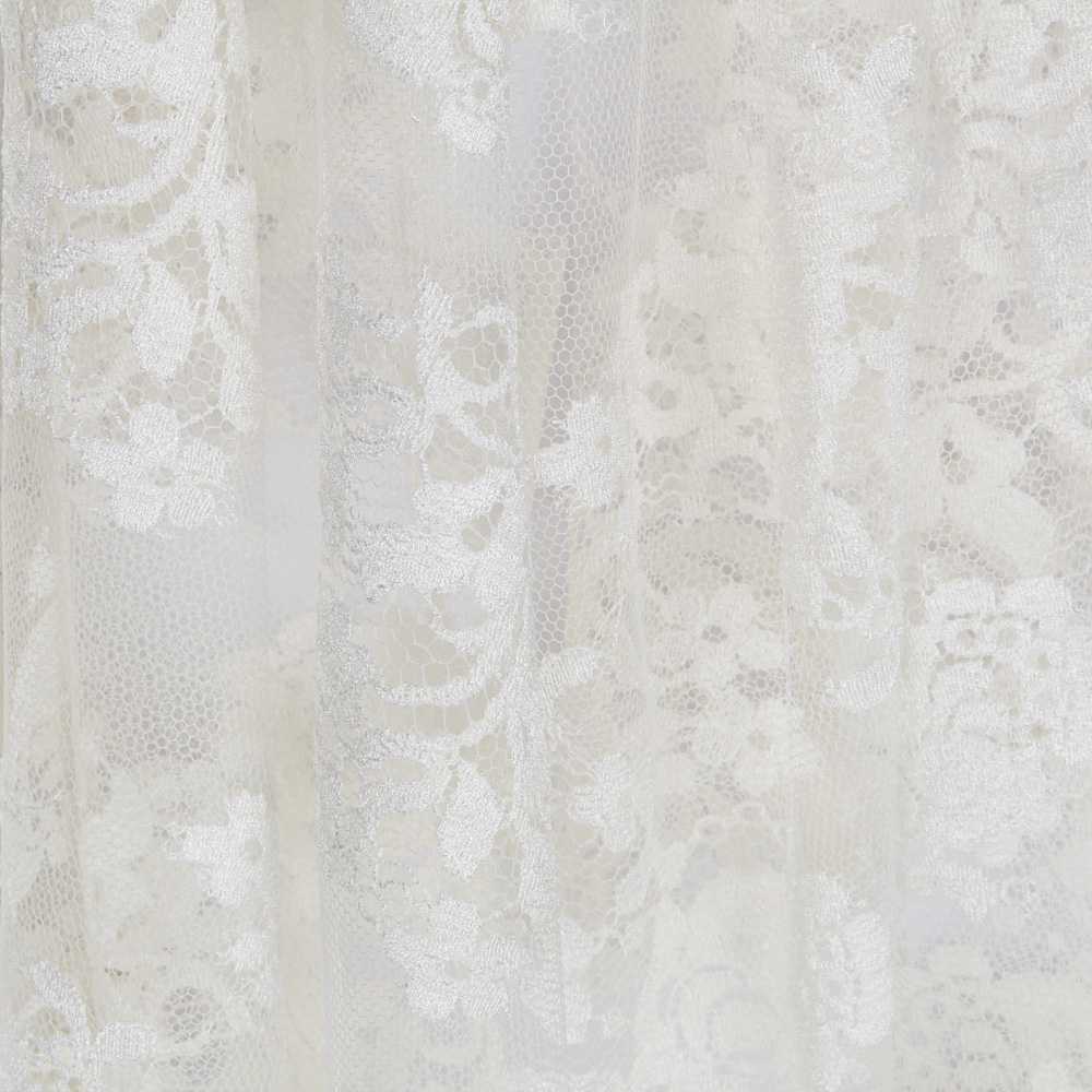 Renda Chantilly Ramo de Flor Cru - Ribes y Casals