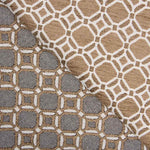 Chenille Estofamento Geométrico Camel - Ribes y Casals