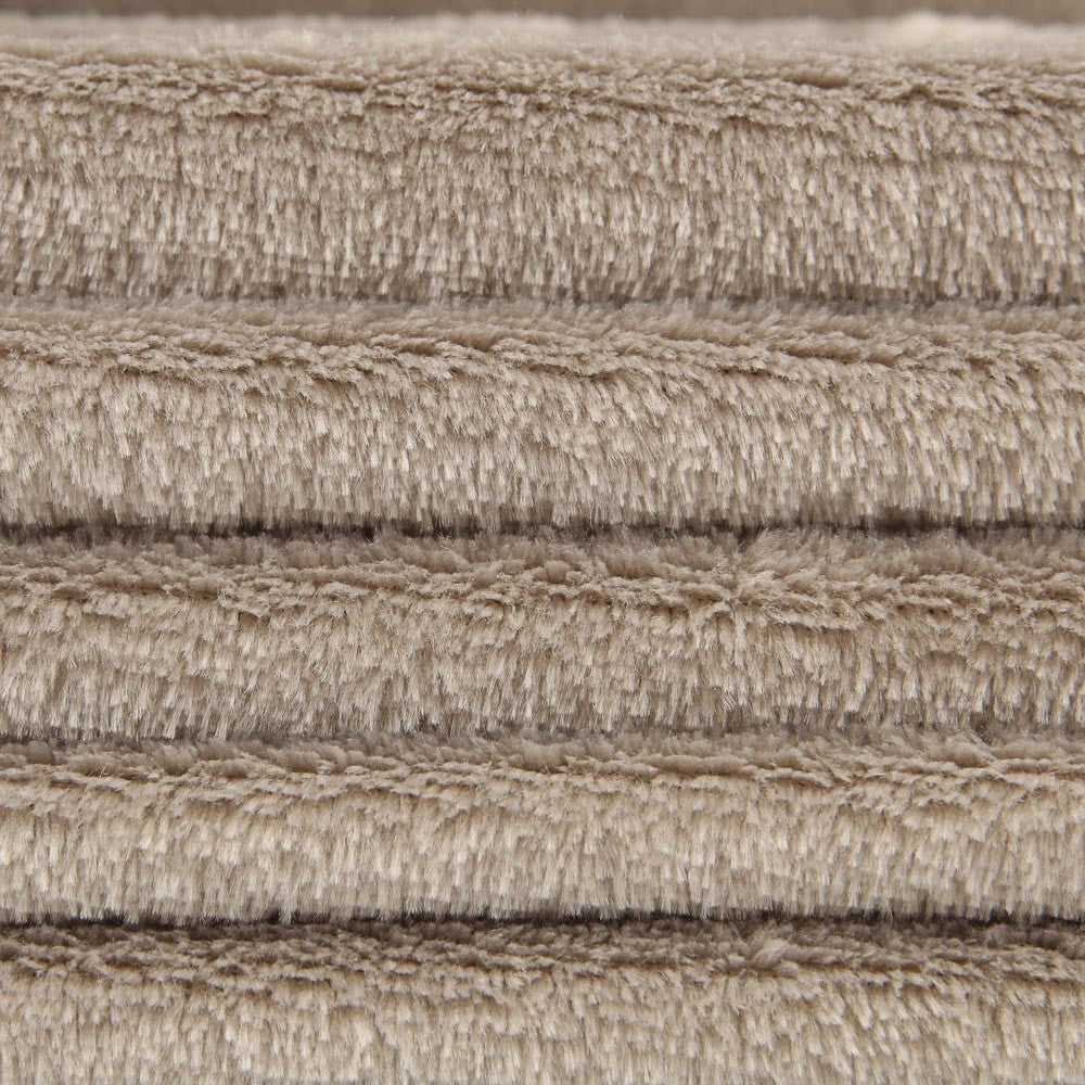 Minky Castanho - Ribes y Casals