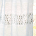 Cortina Bordada Branco Natural - Ribes y Casals