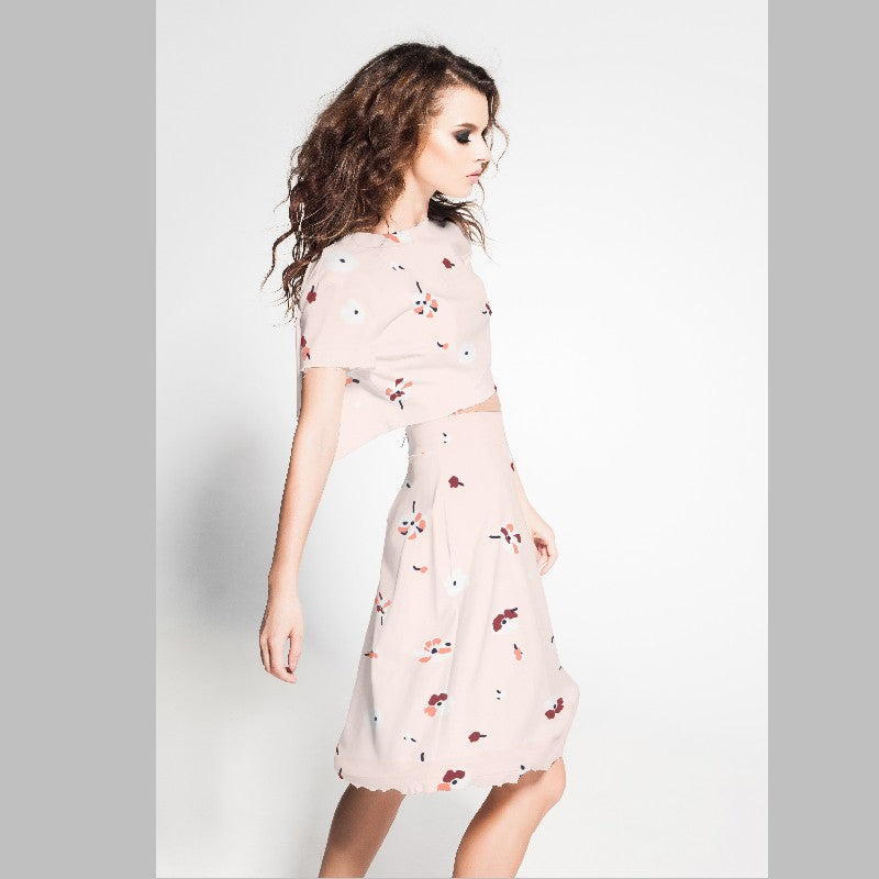 Crepe Floral Fondo Rosa - Ribes y Casals