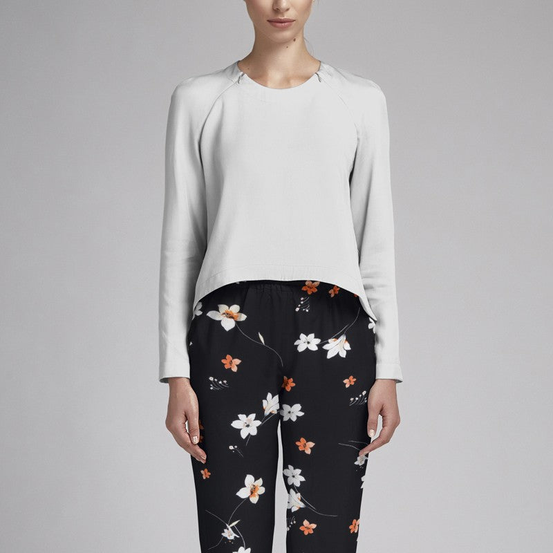 Crepe Viscosa Sakura Preta - Ribes y Casals