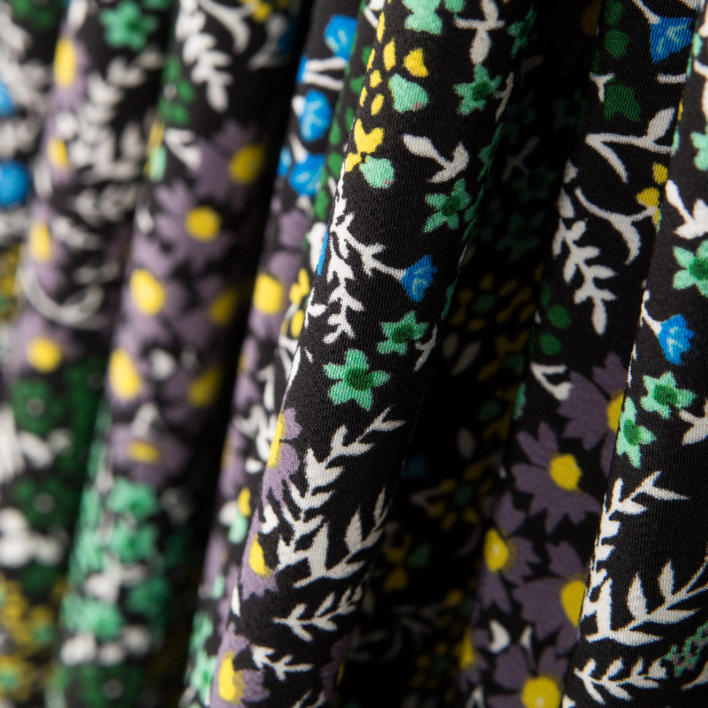 Crepe Flores Bosque Negro - Ribes y Casals