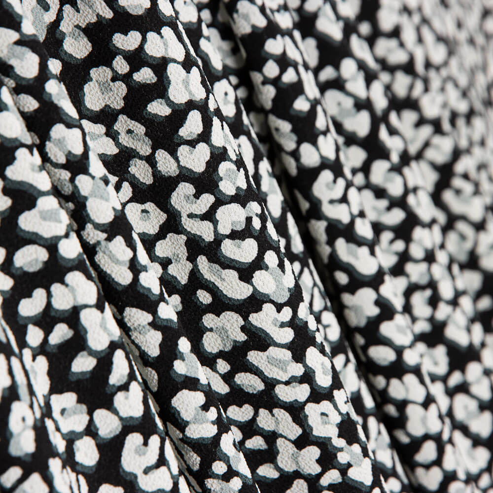 Crepe Marroquino Leopardo Cinza - Ribes y Casals