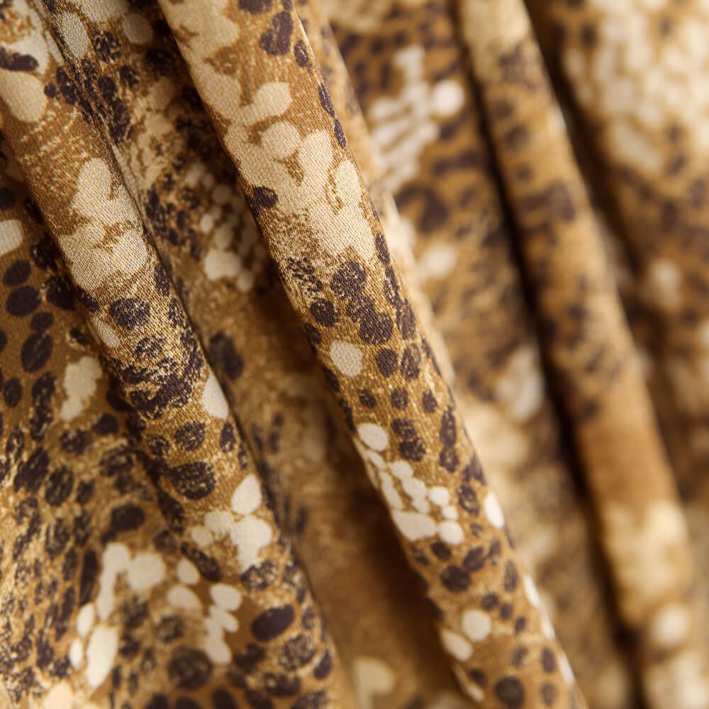 Crepe Salpicado Leopardo Mokka - Ribes y Casals