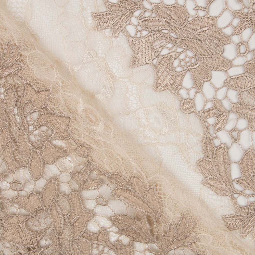Renda Chantilly Branca - Ribes y Casals