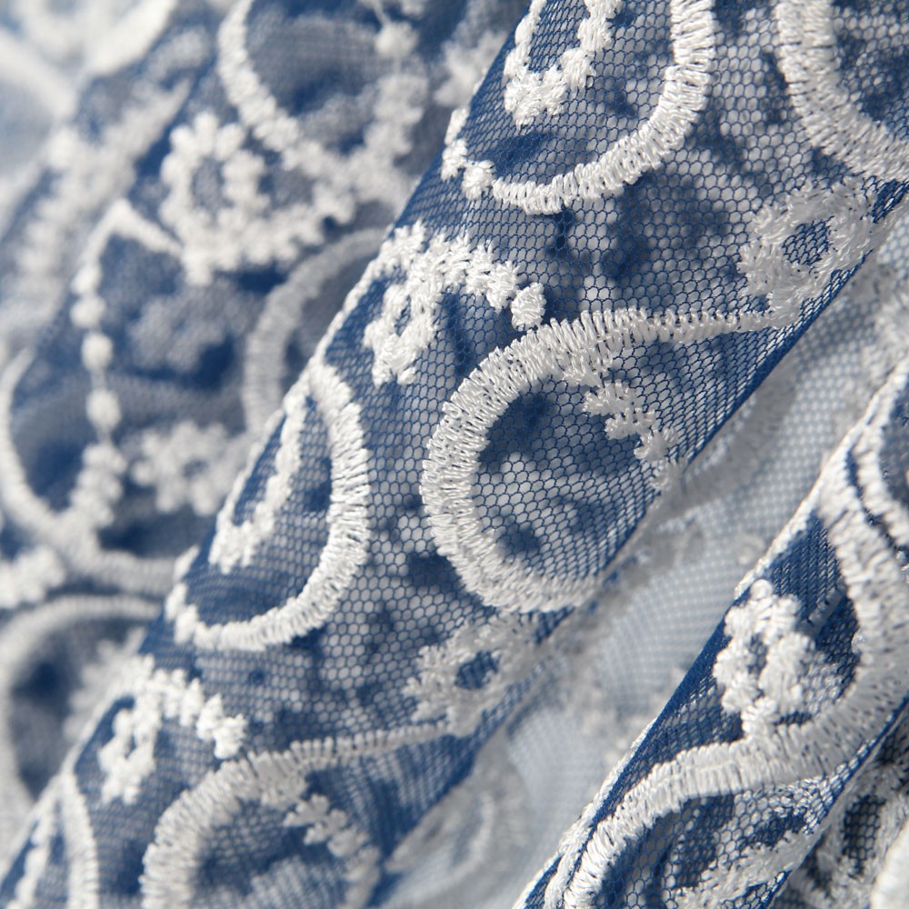 Tule Bordado Floral Borgonha - Ribes y Casals