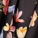 Tecido Fama Stretch Orquídeas Preto - Ribes y Casals