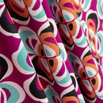 Crepe Poliéster Flor Geométrica Fúcsia - Ribes y Casals