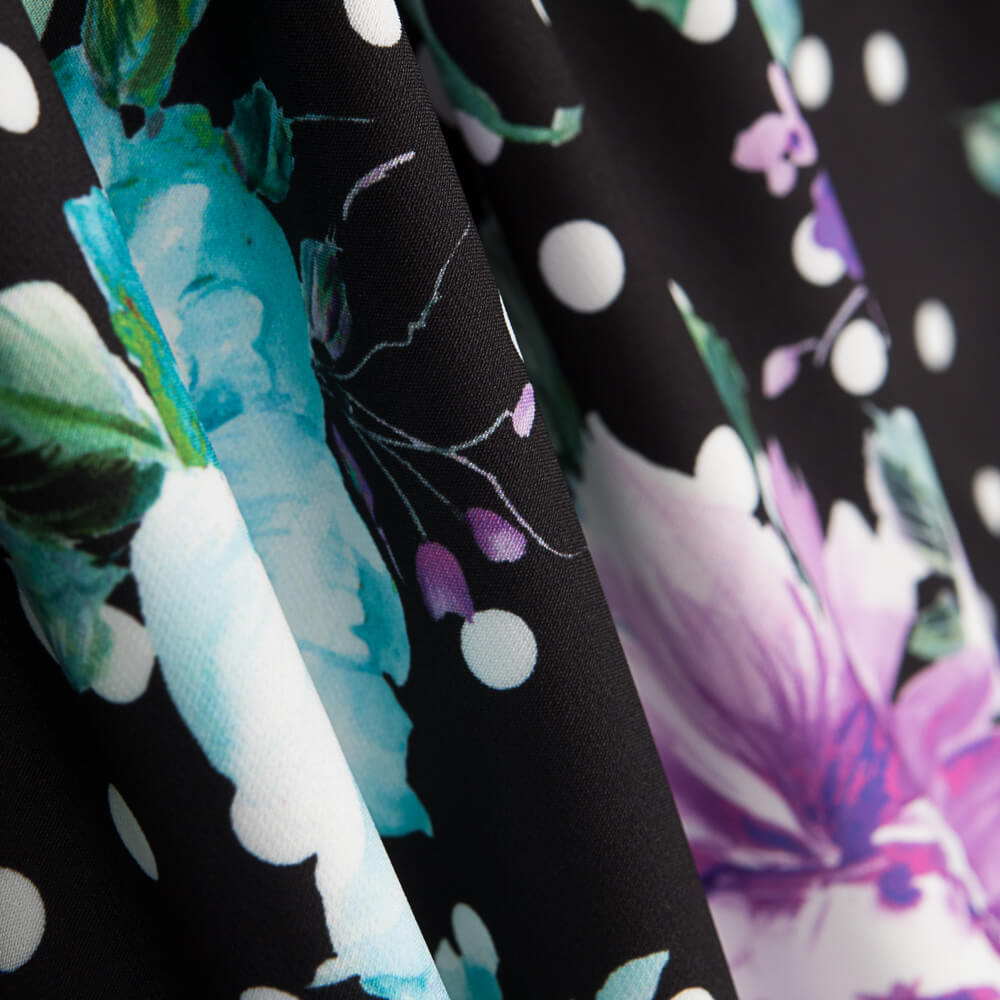 Tecido Bi-Stretch Cretonne Malva Bolinhas Preto - Ribes y Casals