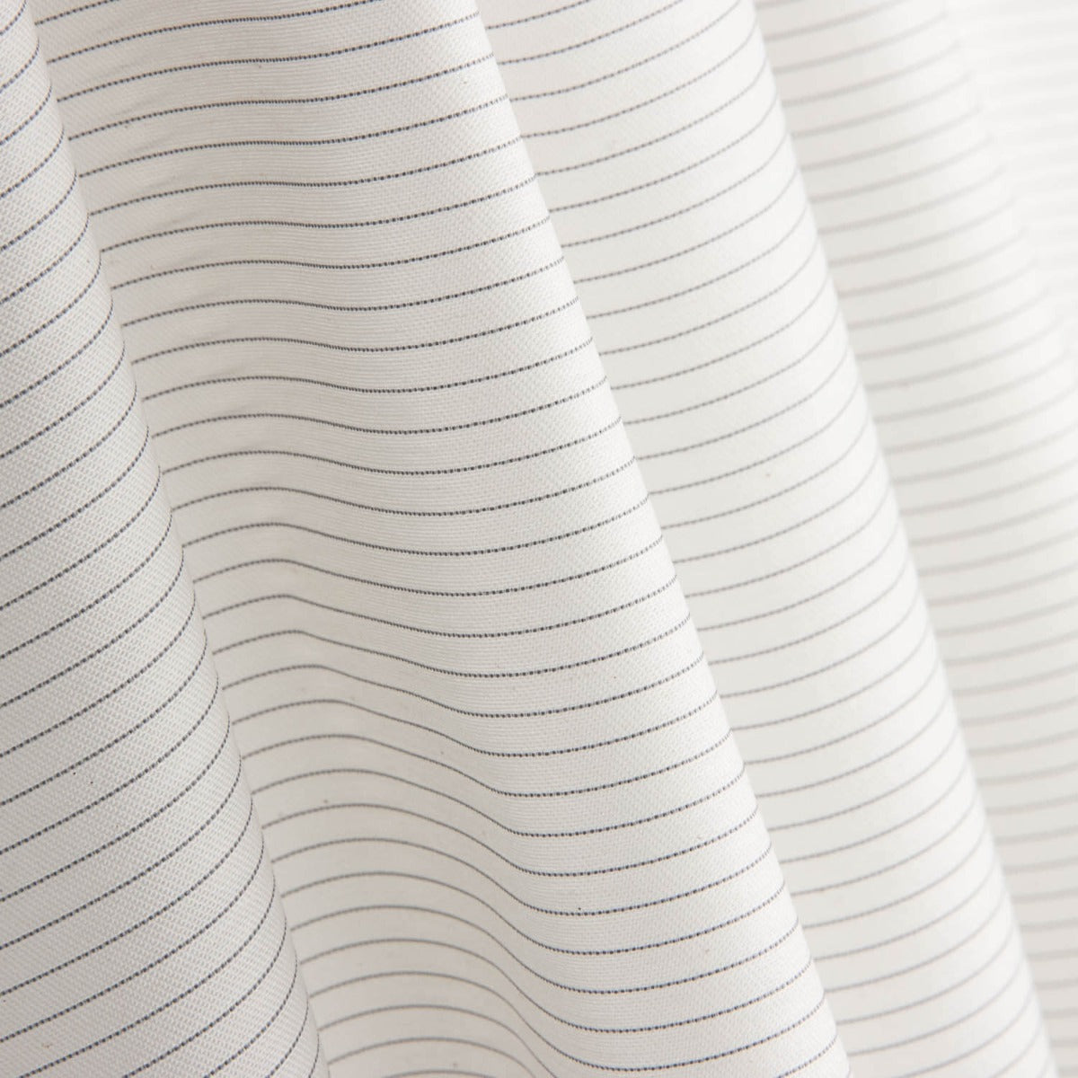Forro Poliéster Listrado Fino Branco - Ribes y Casals