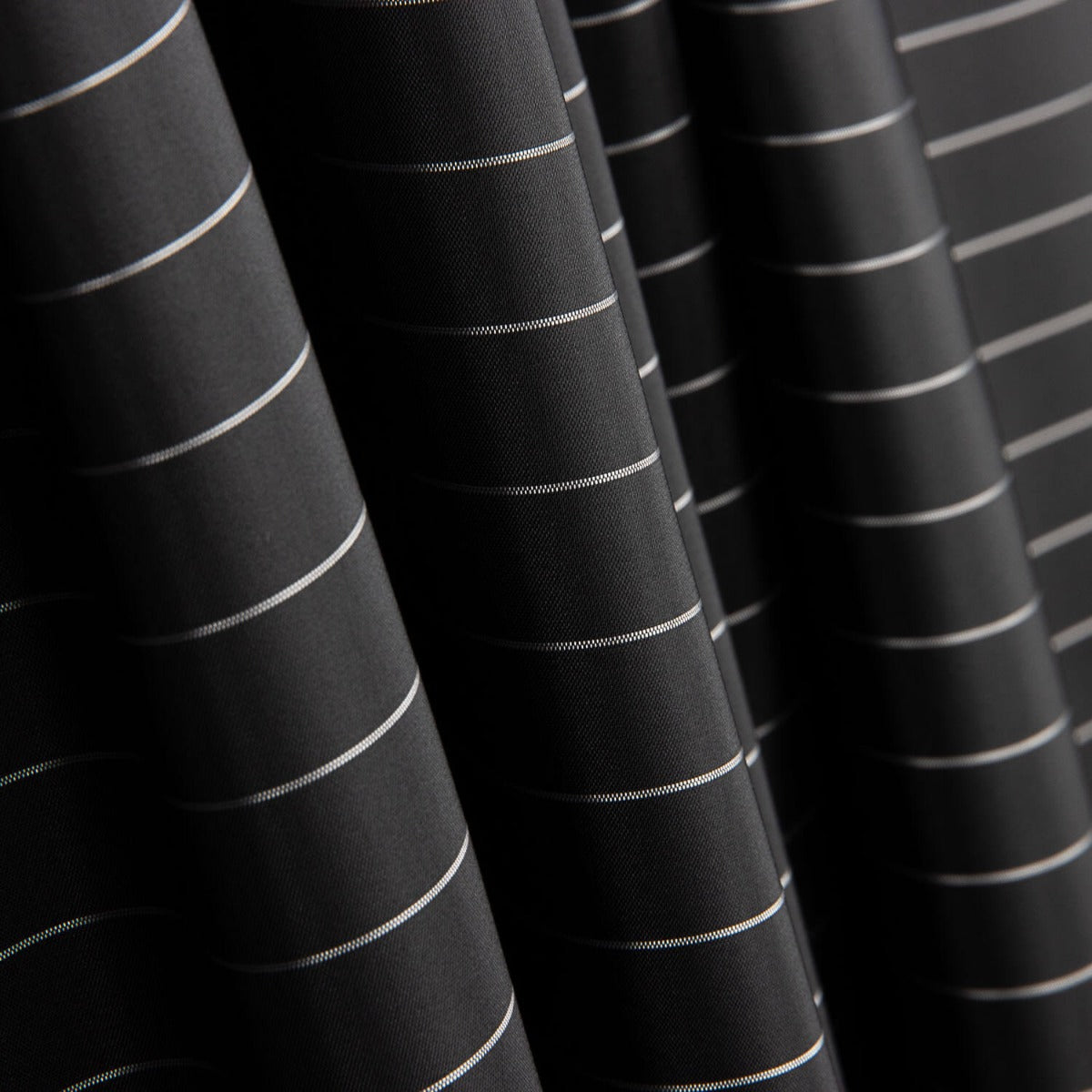 Forro Listrado Executivo - Ribes y Casals