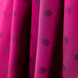 Forro de Raso Bolinhas Fúcsia Escuro - Ribes y Casals