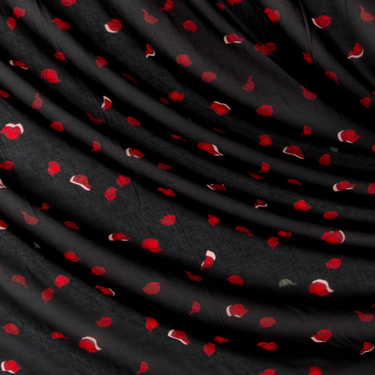 Crepe Diagonal Blanca Negra - Ribes y Casals