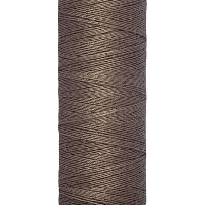 Fios Gütermann 100 m, cor 439, castanho - Ribes y Casals