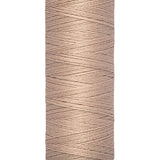 Fios Gütermann 100 m, cor 422, bege - Ribes y Casals