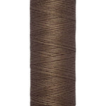Fios Gütermann 100 m, cor 815, castanho - Ribes y Casals