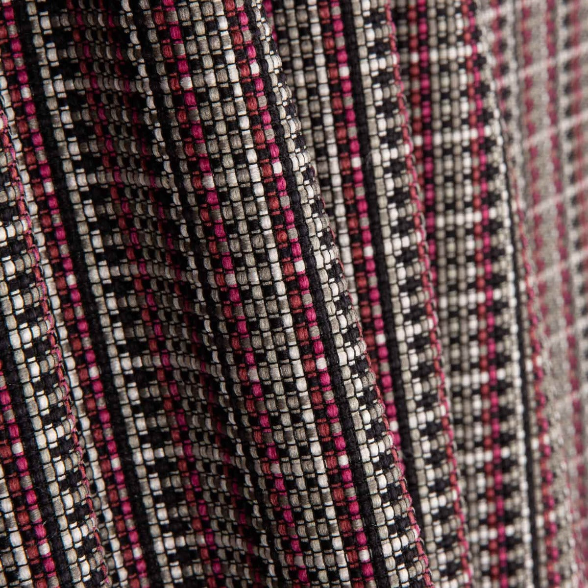 Jacquard Pixel Morango - Ribes y Casals