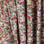 Tecido Liberty London Romance Encarnado - Ribes y Casals