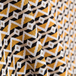 Tapeçaria Jacquard Étnico Ocre - Ribes y Casals