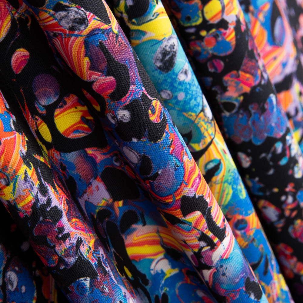 Lycra Estampada Graffiti Cores - Ribes y Casals