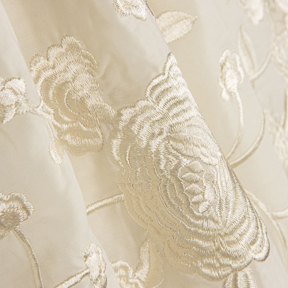 Xale Bordado Cru Tencel Branco Natural - Ribes y Casals