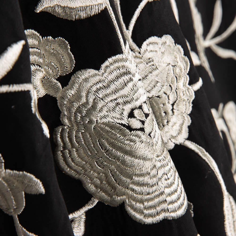 Xale Bordado Cru Tencel Preto - Ribes y Casals