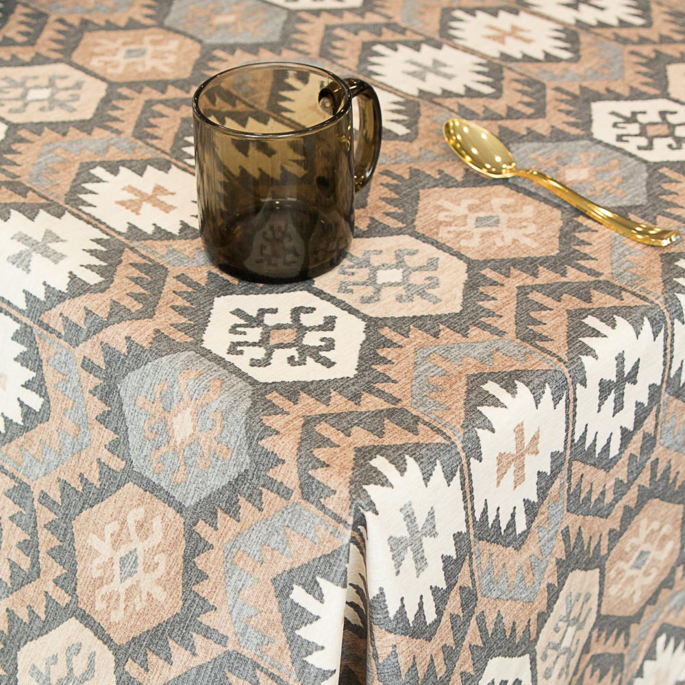 Toalha de Mesa Anti-Manchas Castanho - Ribes y Casals