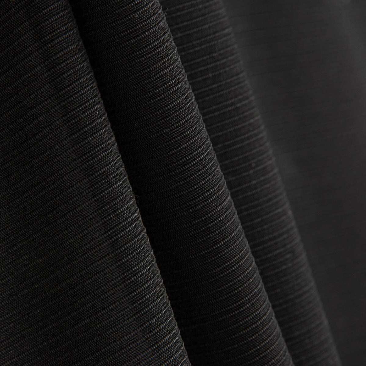 Otomano Básico Preto - Ribes y Casals