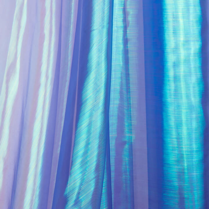 Organza Iris em tom azul - Ribes y Casals