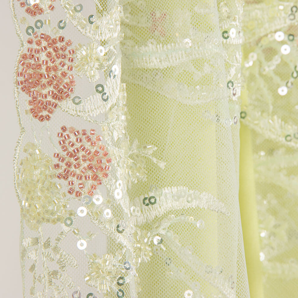 Retal Pedrería Tul Xantal Lima 100x130cm - Ribes y Casals