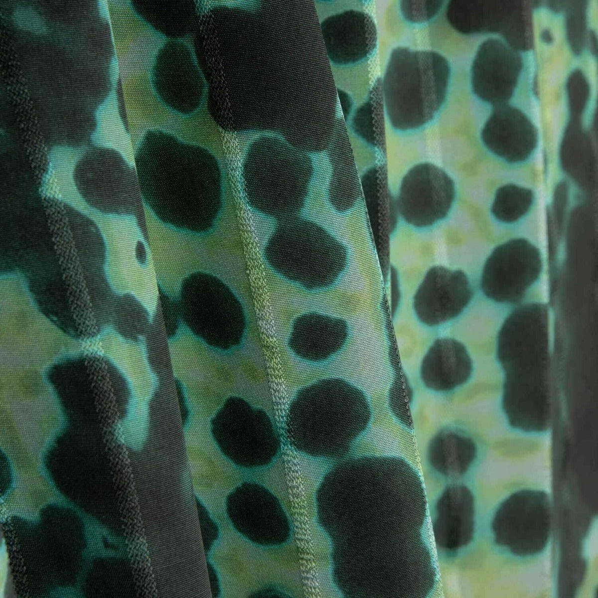 Viscose Selva Noturna - Ribes y Casals