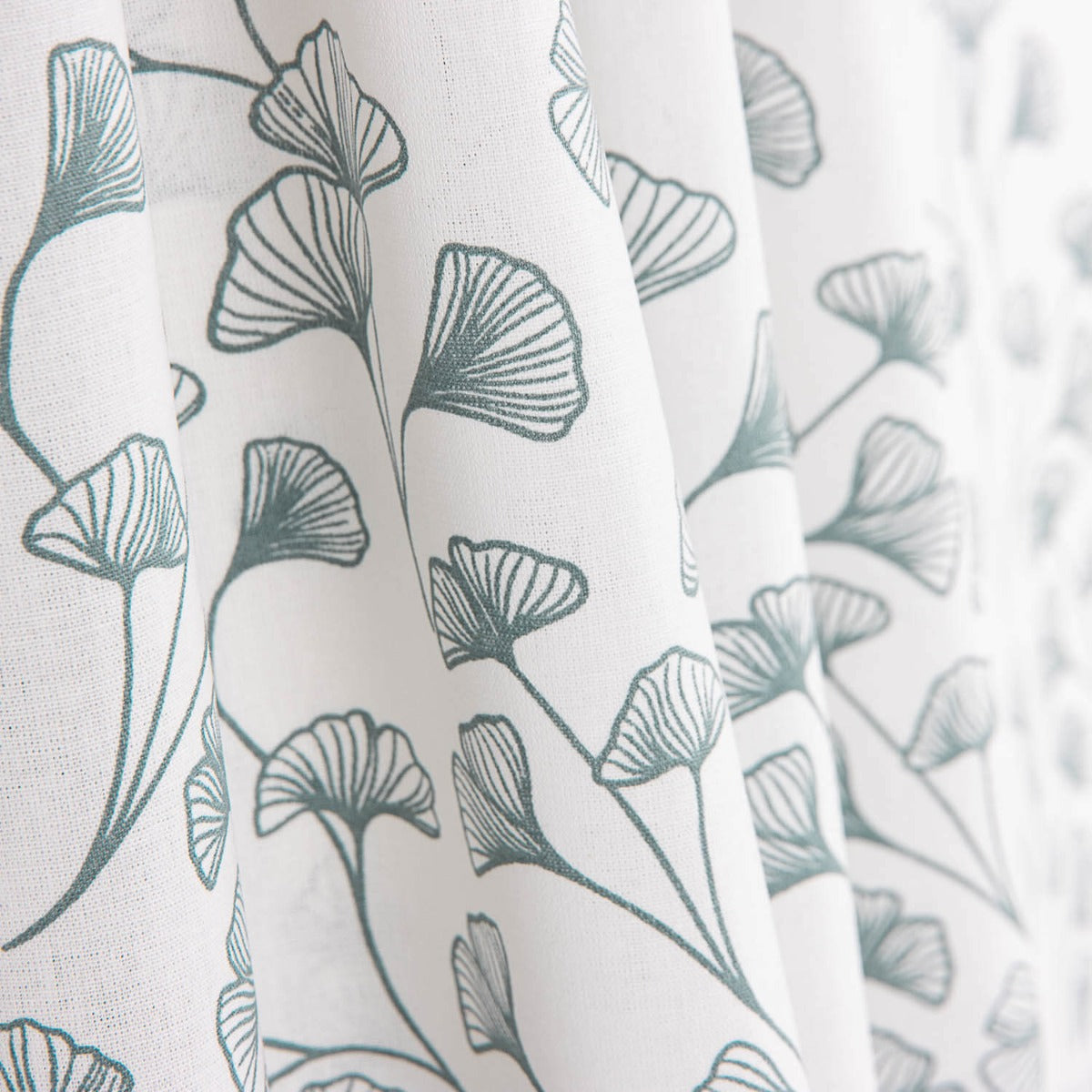 Popeline de Algodão com Ramos Brancos - Ribes y Casals