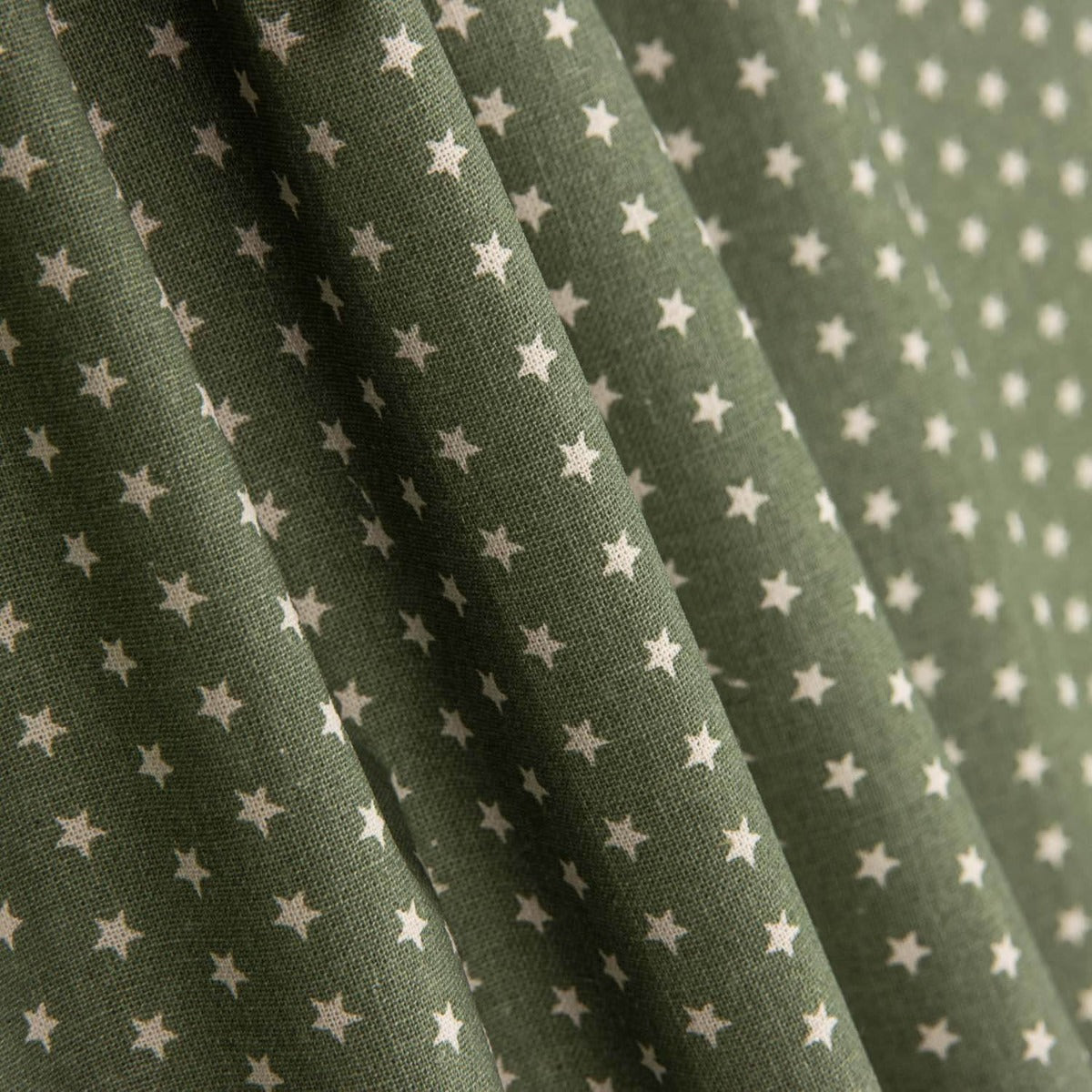 Popeline Estampado Estrelas Cru-Verde - Ribes y Casals