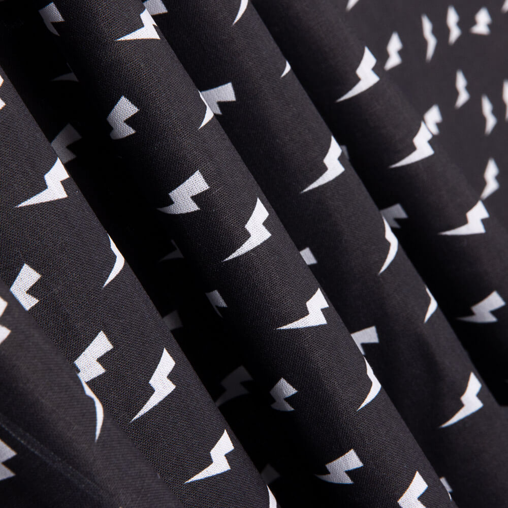 Popeline Algodão Relâmpago Preto - Ribes y Casals