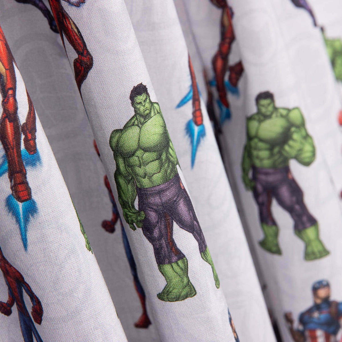 Popeline Licença Os Vingadores Cinza - Ribes y Casals