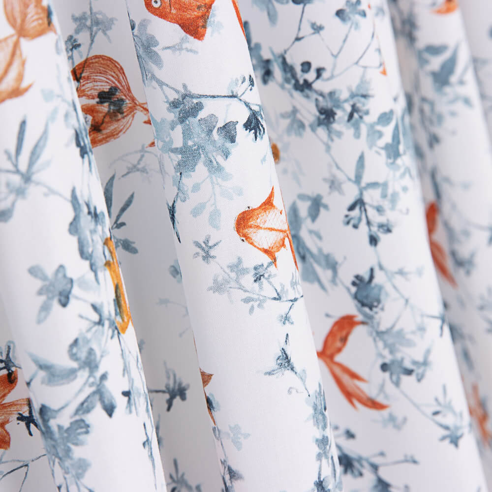 Popeline Algodão Peixe Koi Branco - Ribes y Casals