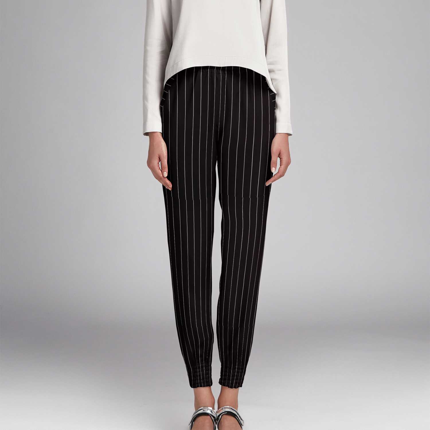 Tecido Bielástica Listra Diplomática - Ribes y Casals