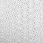 Tecido Bordado Suíço Esferas Branco - Ribes y Casals
