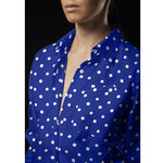 Tecido Crepe Bola Branca Fundo Azul Escuro 7 mm - Ribes y Casals