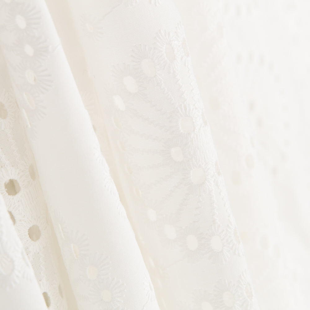 Tecido Bordado Inglês Étnico - Ribes y Casals