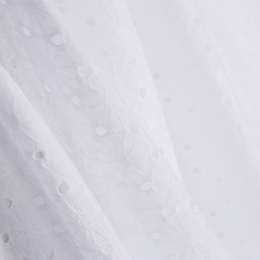 Bordado Suíço Margarida - Ribes y Casals