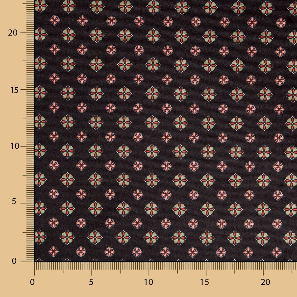 Veludo Moda Medalhas Preto - Ribes y Casals