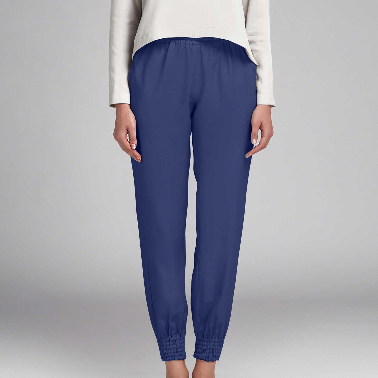 Tecido Cetim de Poliéster Azul Marinho - Ribes y Casals