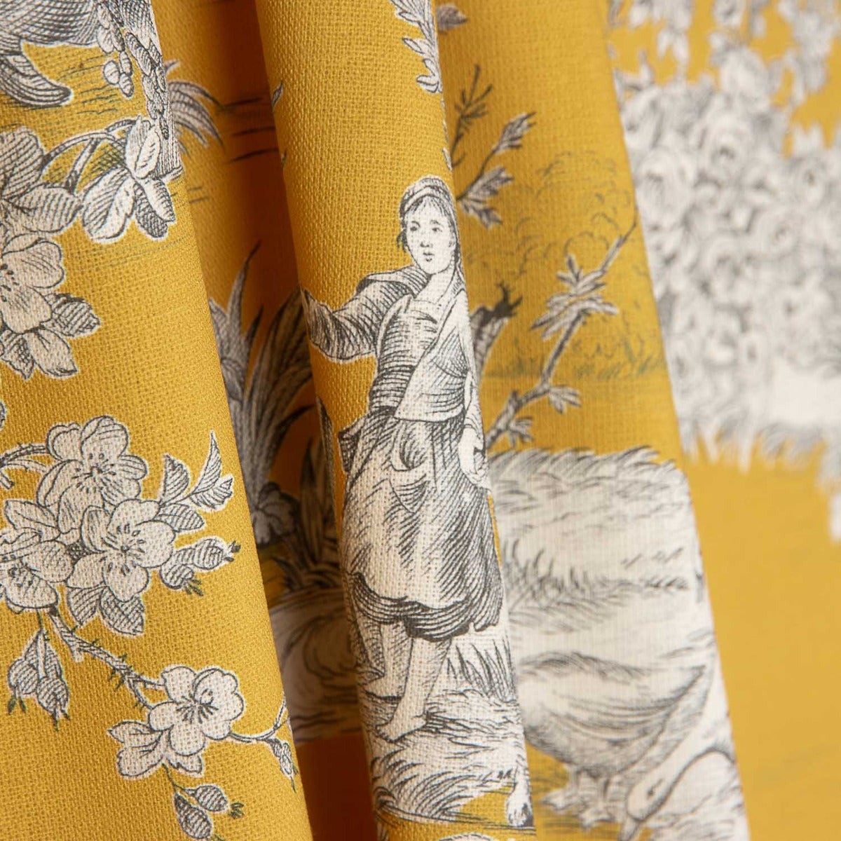 Lona Toile De Jouy Fundo Amarelo - Ribes y Casals