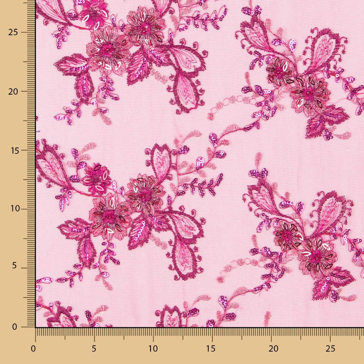 Tule Bordado Fúcsia - Ribes y Casals
