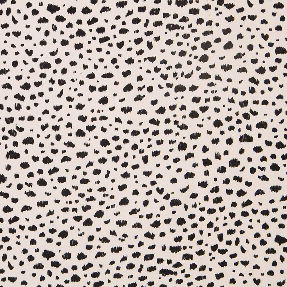 Vaiela Viscose Salpicado Preto - Ribes y Casals